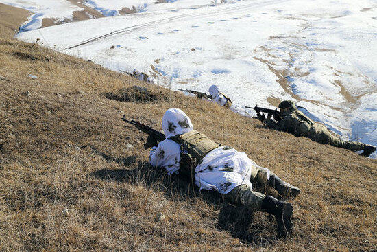 Baş Qərargah rəisi Ermənistanla sərhədə getdi, tapşırıqlar verdi - FOTO
