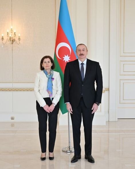İlham Əliyev Fransanın ölkəmizə yeni təyin olunmuş səfirinin etimadnaməsini qəbul edib - FOTO