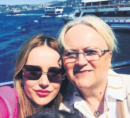 Məşhur aktrisanın mənzilində partlayış oldu: Ev xarabalığa çevrildi - FOTO