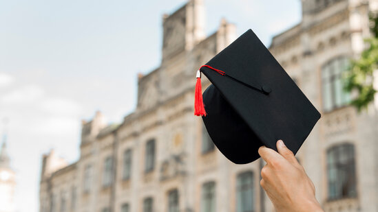 Hansı universitetlərin diplomları ölkəmizdə tanınmır? - VİDEO