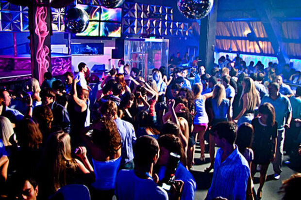 Bakıda gecə klubunda kütləvi dava: Dörd qadın döyüldü