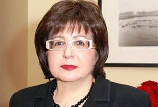 İşdən çıxarılan nazir müavini PA-nın şöbə müdirinin xalası imiş - FOTO