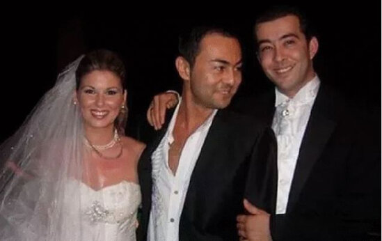 Serdar Ortaç ayaq üstə dayanmaqda çətinlik çəkdi - FOTO/VİDEO