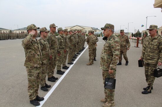 Novruz bayramı ərəfəsində müxtəlif bölgələrdə hərbi qulluqçularla görüş olub