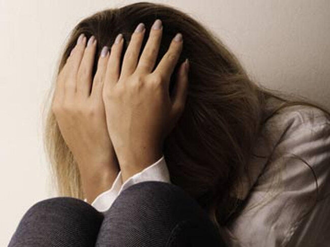 Bakıda DƏHŞƏT: Qızı evində zorladılar