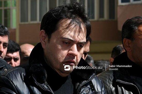 Elçin Əlibəyli: "Qardaşım aldığı güclü travmadan dünyasını dəyişdi"