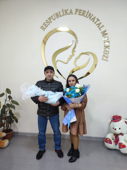 Respublika Perinatal Mərkəzi daha bir ailəni sevindirdi - FOTO