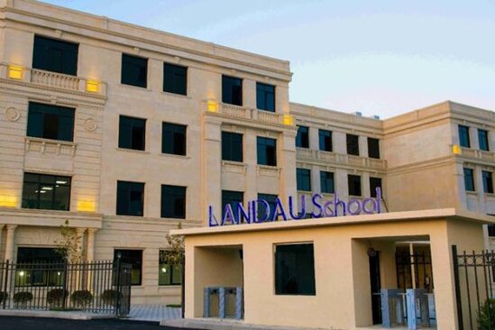 "LANDAU School"da NARAZILIQ: illik qiymətləri artırdı - 13 min AZN