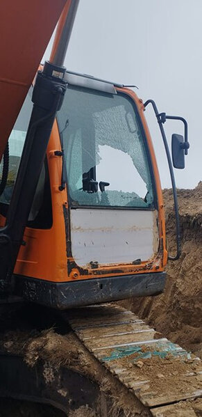 MN: Ermənistan silahlı qüvvələri Dığda ekskavatorumuzu atəşə tutub - FOTO