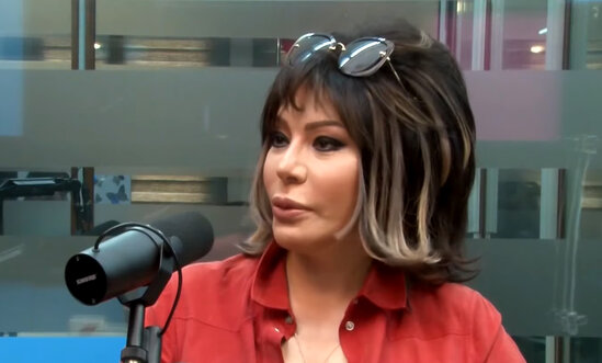 Brilliant Dadaşova: "Ailəsi olsun deyə, qızlar kimə gəldi ərə gedirlər" - VİDEO