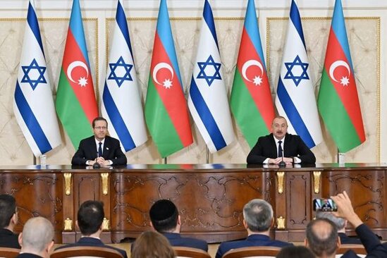 İlham Əliyev və İsxak Hersoq mətbuata bəyanatlarla çıxış ediblər - FOTO