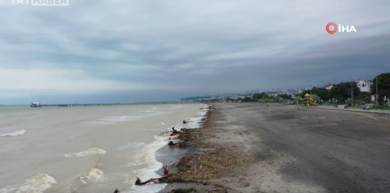 Samsun çimərliklərinin acınaqlı halı belə görüntüləndi - VİDEO