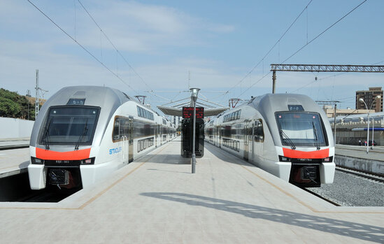 Bakı-Sumqayıt qatarlarında biznes sinif vaqonlar ləğv olunur