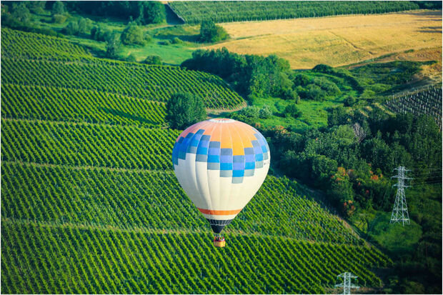 Şamaxıda ilk Hava Şarları Festivalındakı uçuşlardan görüntülər - VİDEO