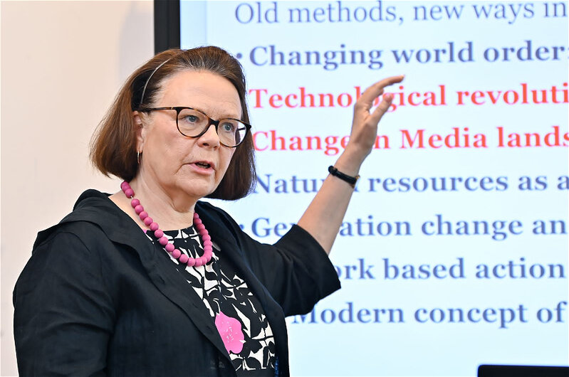 Finlandiyalı mütəxəssislərin iştirakı ilə "Media və hibrid təhdidlər" mövzusunda seminarlara başlanılıb