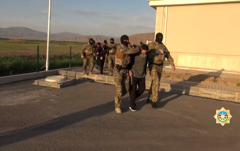 DTX-dən ƏMƏLİYYAT: Xaricdə qanunsuz silahlı birləşmələrə qoşulan azərbaycanlılar tutuldular - VİDEO