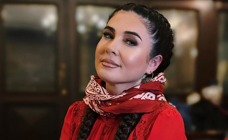 Elnarə Xəlilova: "Xanımlara səslənirəm ki, bir az ağıllı olsunlar!"