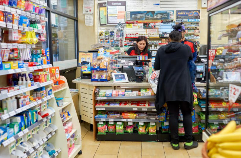 "Məhəllə" mağazalarının supermarket şəbəkələrindən 5 üstün cəhəti