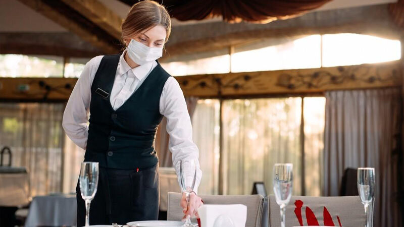 Restoranların xidmət haqqı tələsi: 25 faiz xidmət haqqı qanunidirmi?