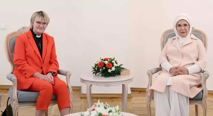 Əminə Ərdoğan İsveç baş naziri Kristerssonun həyat yoldaşı ilə görüşüb