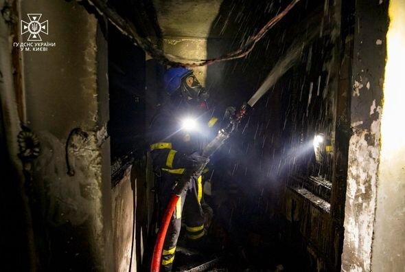 Kiyevə "Shahed"lər və "Kalibr"lərlə hücum: Ölənlər və yaralananlar var - FOTO/VİDEO