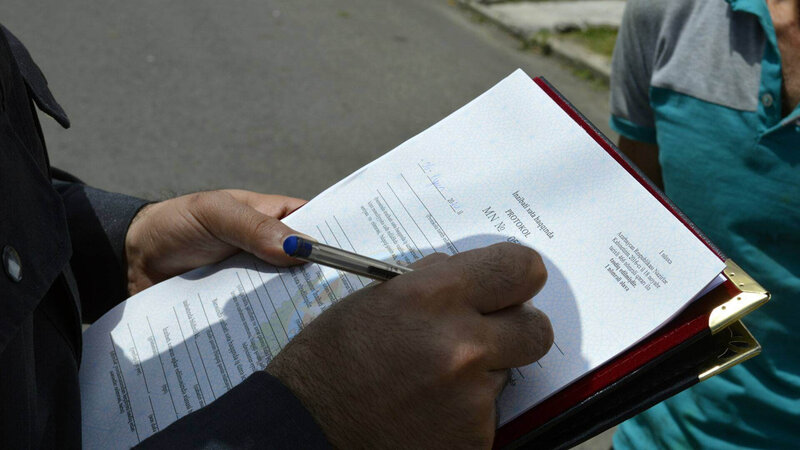 Azərbaycanda vəzifəli şəxs məsuliyyətə cəlb edilib - FOTO