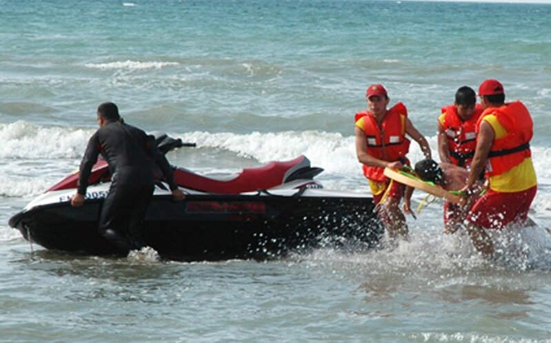 Batma təhlükəsi ilə üzləşən 11 nəfər xilas edilib