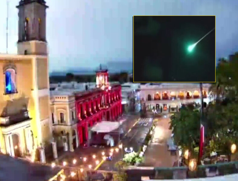 Atmosferə daxil olan meteroit gecəni gündüzə çevirdi - VİDEO