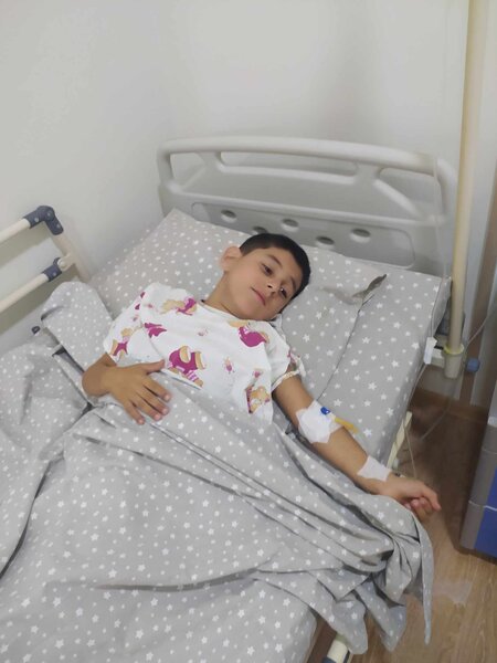 Həkim Fuad Nəzərovun sünnət zamanı cinsi orqanını zədələdiyi uşağın atası danışdı