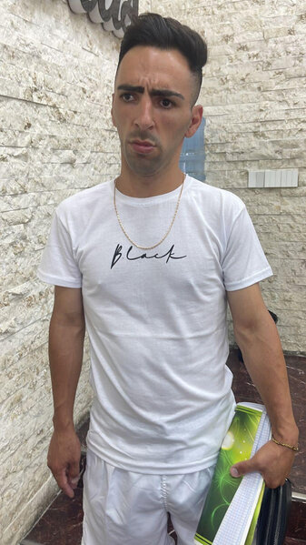 Polis Məhərrəm ayı ilə bağlı saxta pullarla insanları aldadan şəxsi saxladı - FOTO