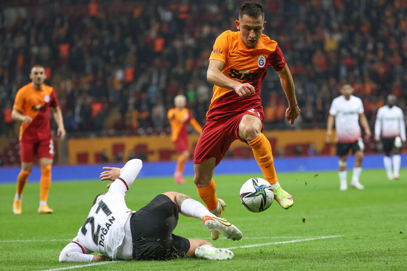 "Neftçi" "Qalatasaray"ın 24 yaşlı futbolçusunu almağa çox yaxındır