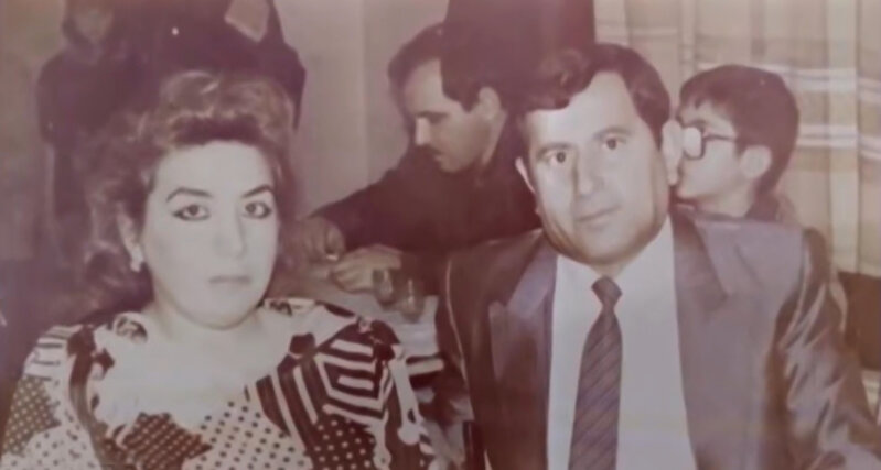 "Rəhmətlik gedib mənim üçün dekolte libaslar alırdı" - Samirə Yusifqızının HƏYAT HEKAYƏSİ - VİDEO