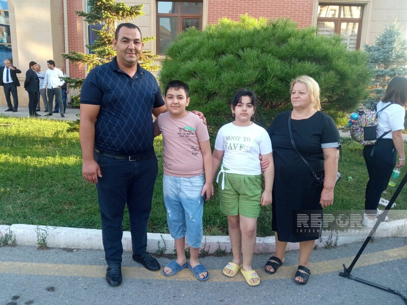 Daha bir neçə ailə Zəngilanın Ağalı kəndinə yola salınıb - FOTO