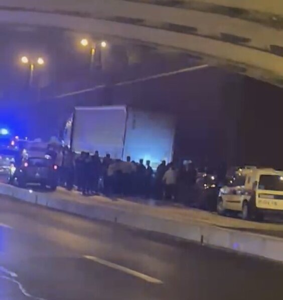 "Nikosayağı" qəzaya düşdü, qolu amputasiya edildi - Fotolar