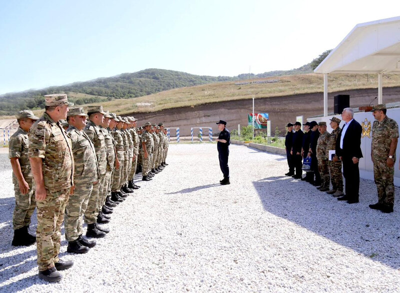 Kamran Əliyev Kəlbəcər və Laçına səfər edib, hərbçilərlə görüşüb - FOTO