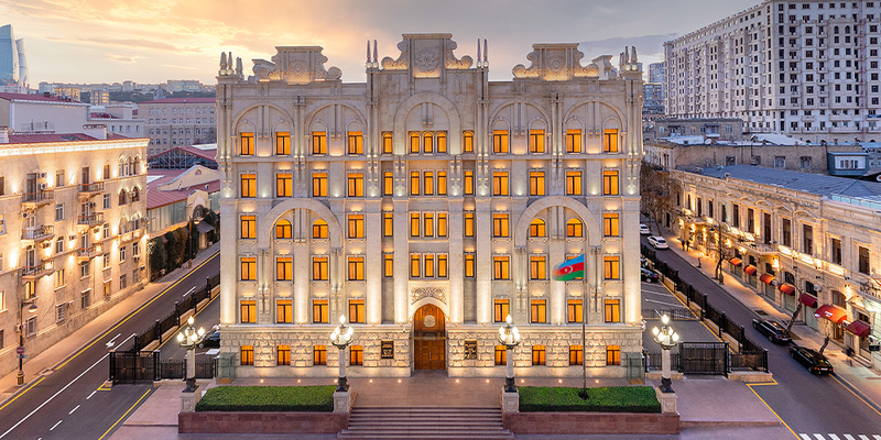 DİN-dən uşaqların gözü qarşısında narkotik istifadə edən şəxslə bağlı AÇIQLAMA - VİDEO