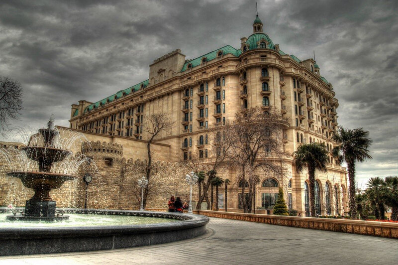 Yağış yağacaq, şimşək çaxacaq, duman olacaq - Sabahın hava proqnozu