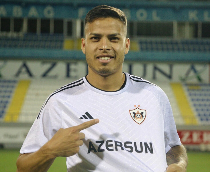 "Qarabağ" yeni futbolçu transfer etdi - FOTO