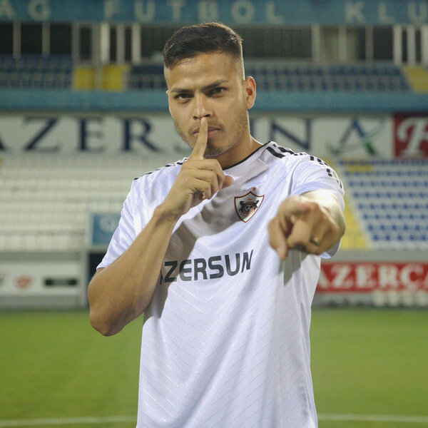 "Qarabağ" yeni futbolçu transfer etdi - FOTO