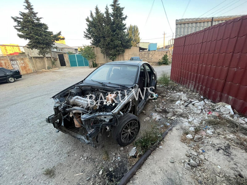 Qəzaya düşən maşının ehtiyyat hissələri oğurlanıb? - İddia - DİN-dən açıqlama - FOTO