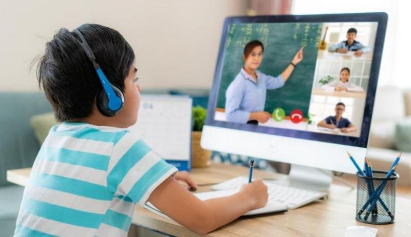 Ölkəmizdə distant təhsilin təşkili ilə bağlı YENİLİK