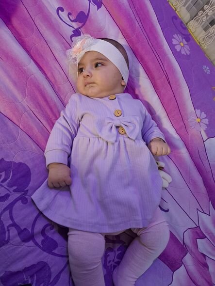 7 aylıq Xədicənin anası fəryad edir: "Övladımı itirməkdən qorxuram, dəstəyə ehtiyacımız var" - FOTO