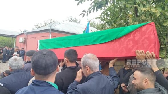 Birinci Qarabağ müharibəsində itkin düşmüş döyüşçü ilə Füzulidə vida mərasimi keçirilir - FOTO