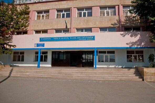 Bakıda iki təhsil müəssisəsindən ŞİKAYƏT: Direktor pul yığır - FOTO
