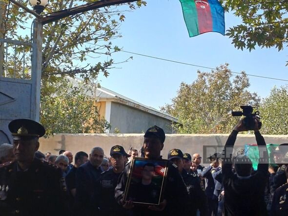Yol qəzasında həlak olan polis serjantı Ələsgər Əsgərov Naxçıvanda dəfn edilib - YENİLƏNİB