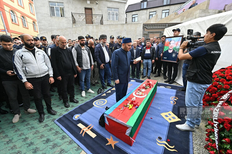Ermənilərin mina terroru nəticəsində həlak olan Seymur Mahmudov dəfn olunub - YENİLƏNİB 2 - FOTO
