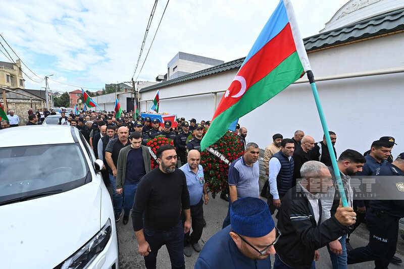 Ermənilərin mina terroru nəticəsində həlak olan Seymur Mahmudov dəfn olunub - YENİLƏNİB 2 - FOTO