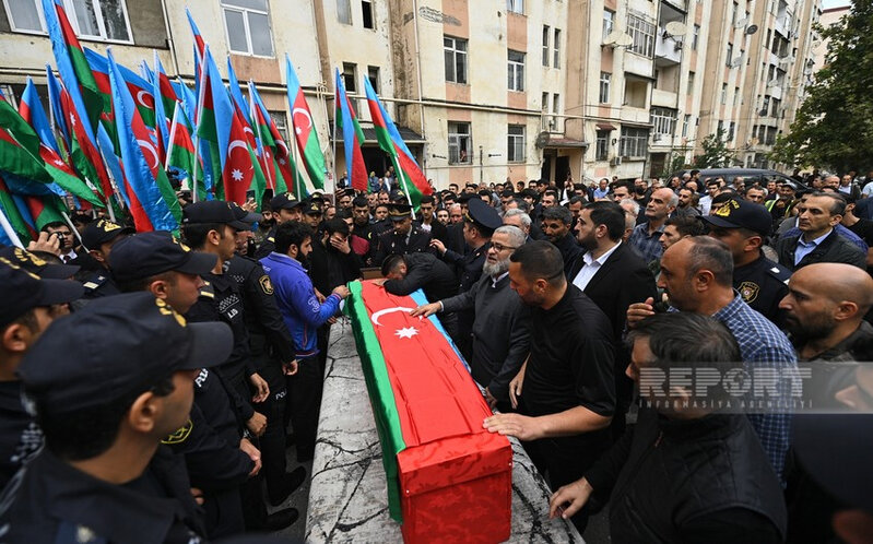 Erməni terroru nəticəsində həlak olan polis serjantı dəfn olunub - FOTO - YENİLƏNİB 2