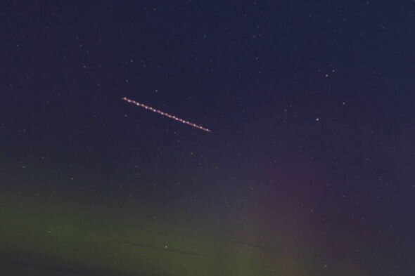 Maqnit qasırğasından yaranan möhtəşəm qütb parıltısı - FOTO