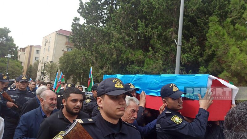 Erməni terroru nəticəsində həlak olan polis serjantı Asim Camalzadə dəfn olunub - YENİLƏNİB